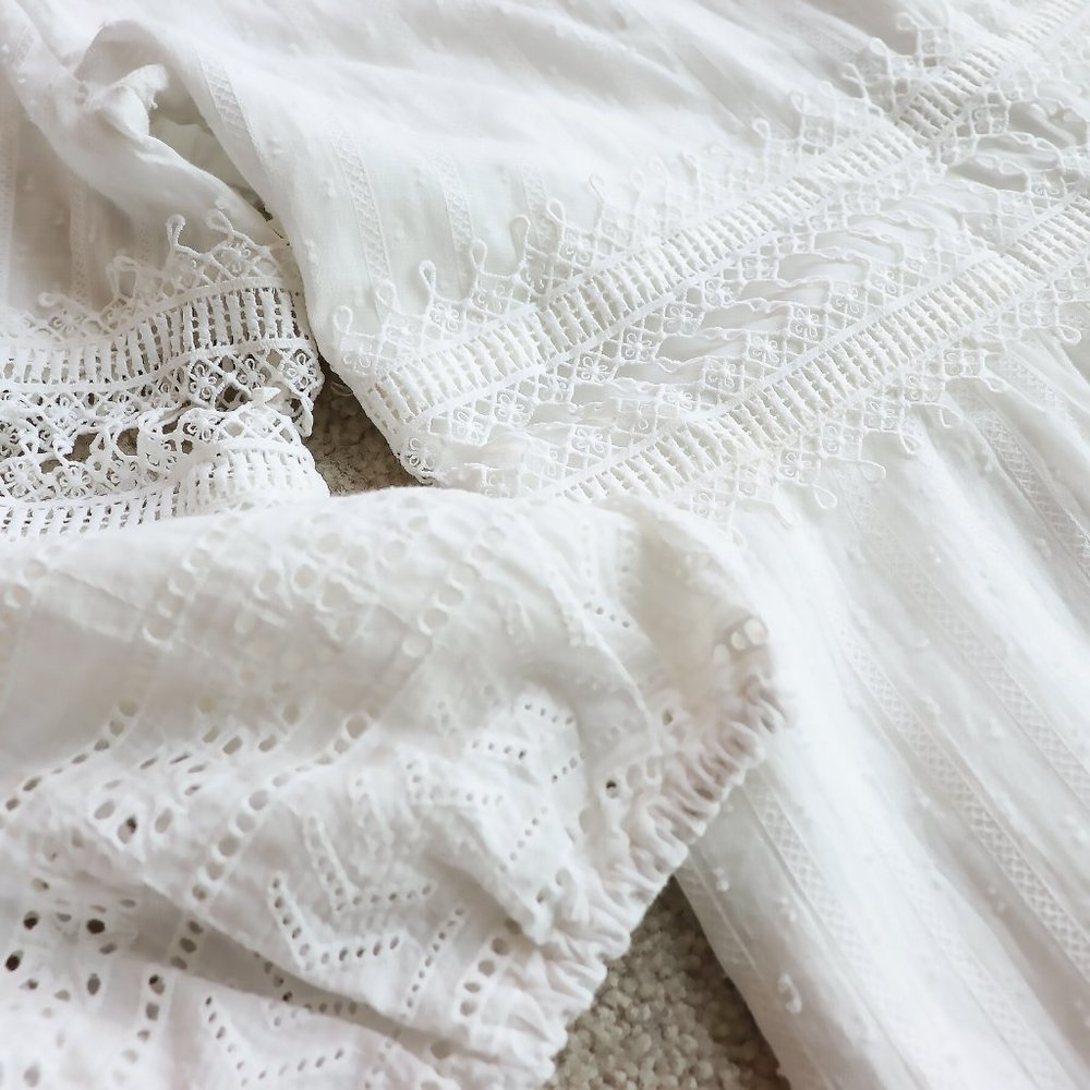 SOLD ANTHROPOLOGIE Eyelet Midi Dress White sz 6 - Picture 9 of 11